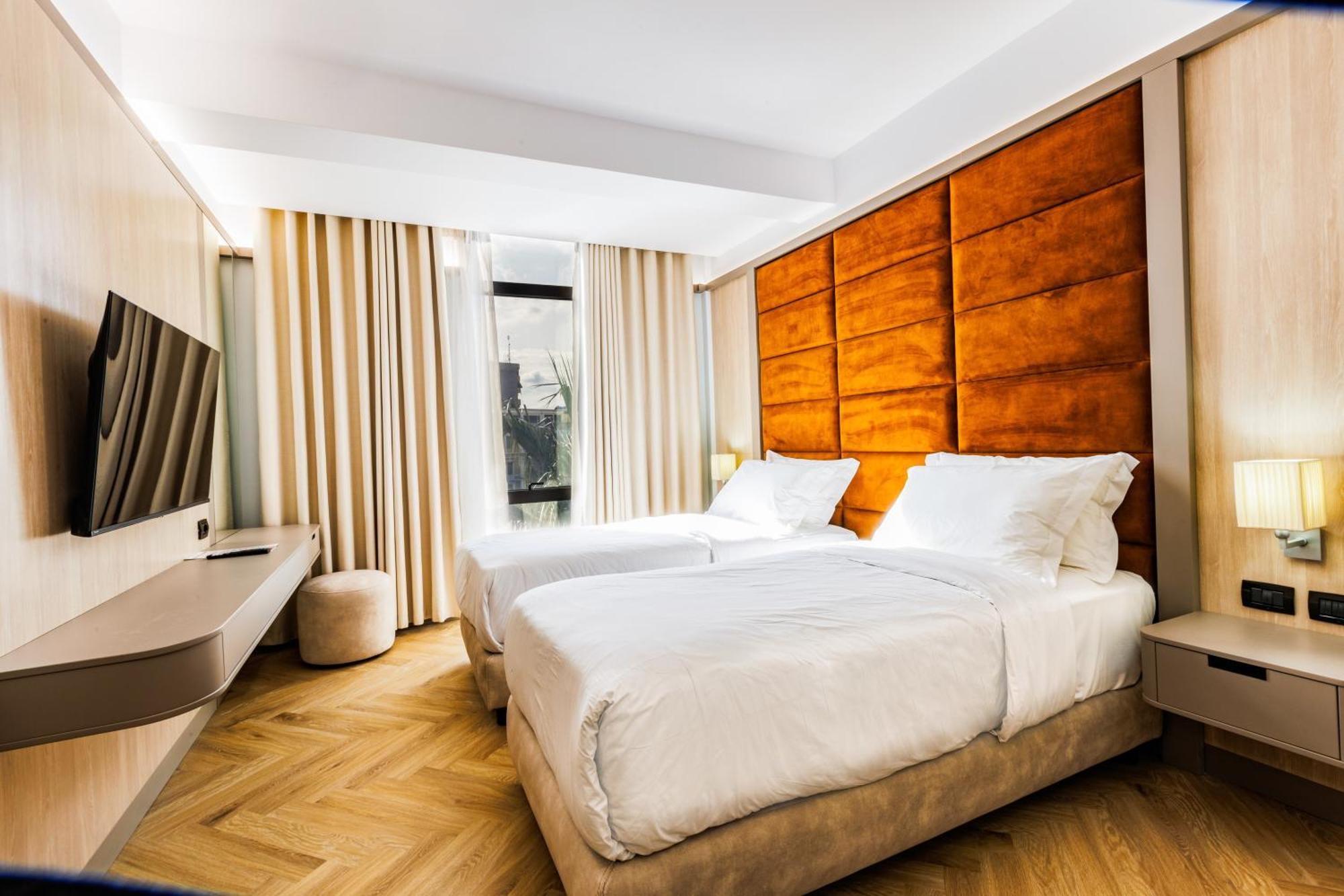 Hotel Fieri מראה חיצוני תמונה