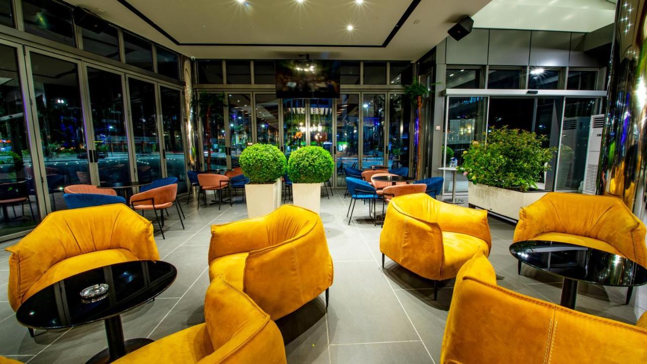 Hotel Fieri מראה חיצוני תמונה