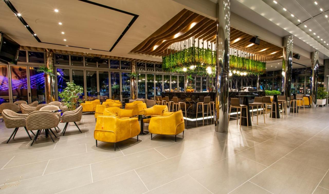 Hotel Fieri מראה חיצוני תמונה