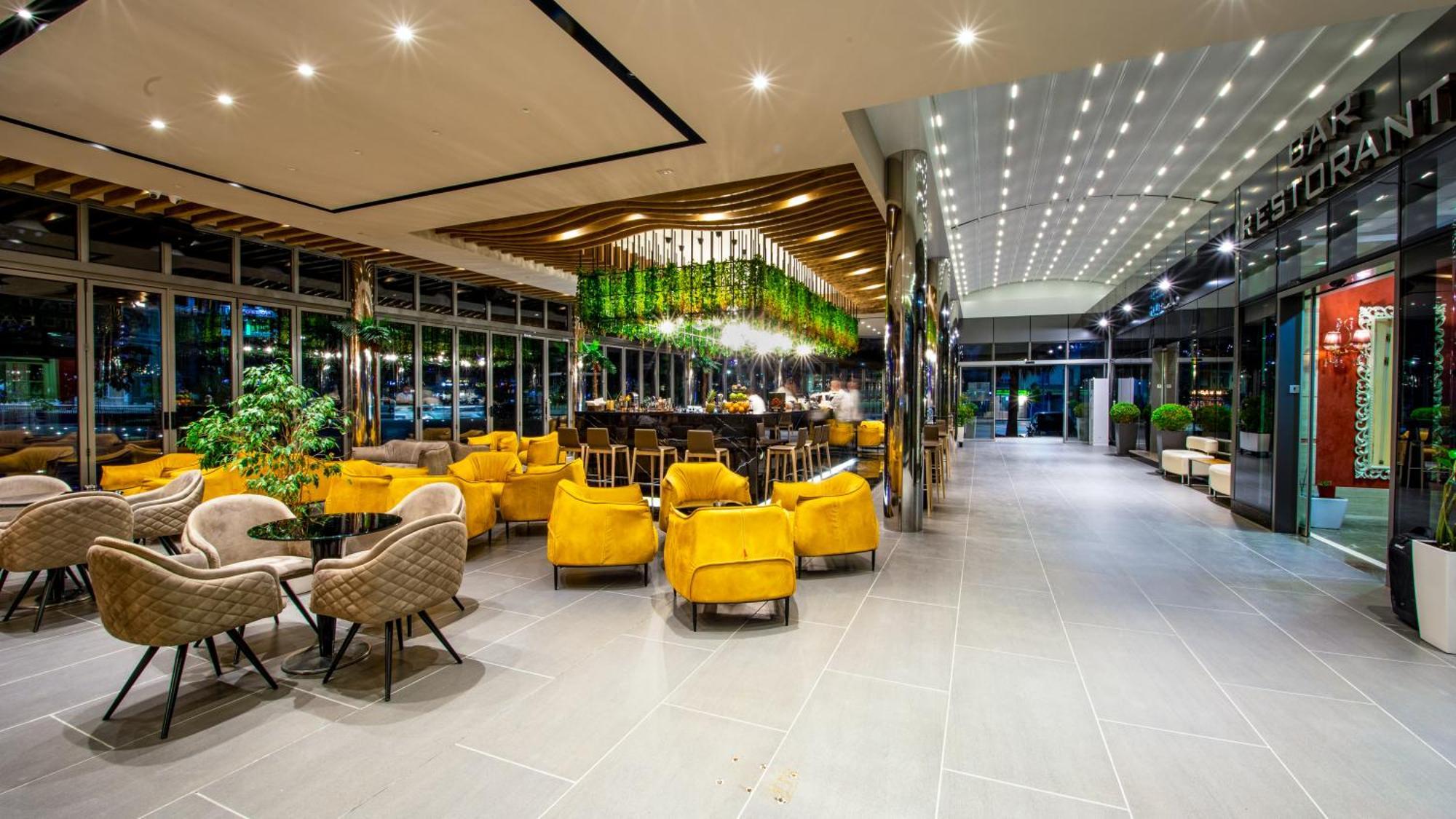 Hotel Fieri מראה חיצוני תמונה
